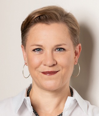 Carolin Broll